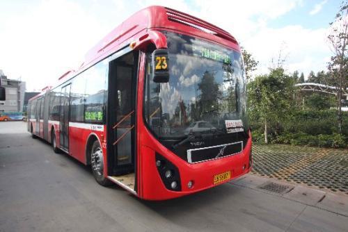 国产加长公交车视频,穿梭都市的绿色动脉 第2张 国产加长公交车视频,穿梭都市的绿色动脉 第2张